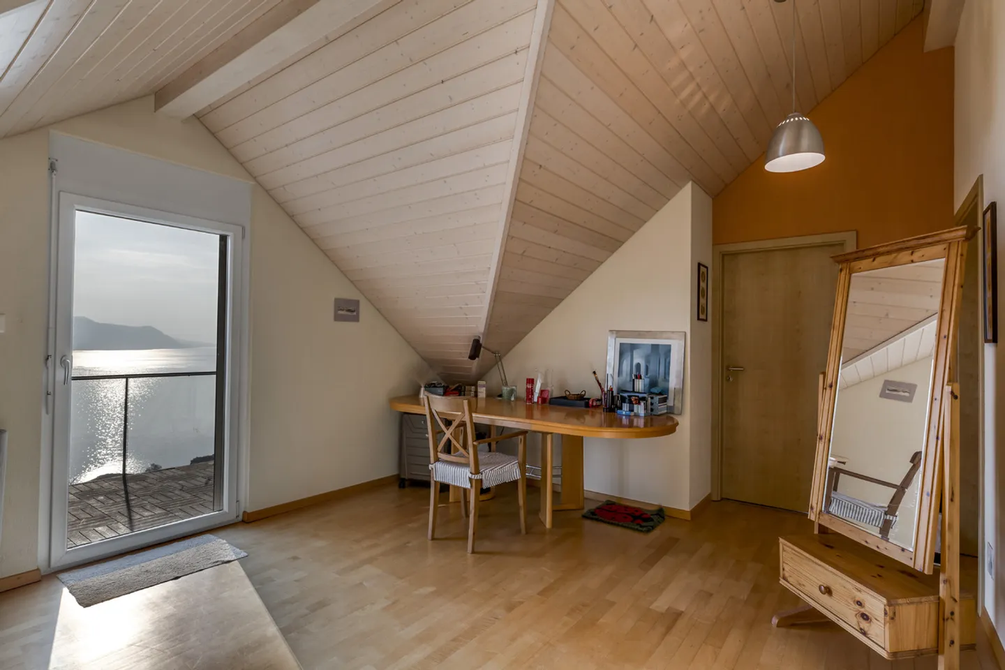 Belle villa avec piscine offrant un panorama exceptionnel - Photo 8 sur 14