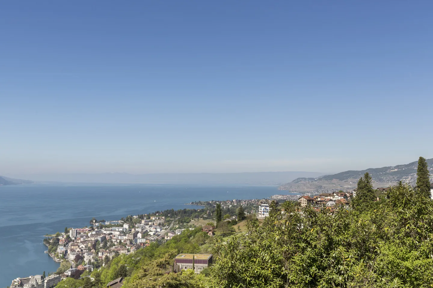 Belle villa avec piscine offrant un panorama exceptionnel - Photo 14 sur 14