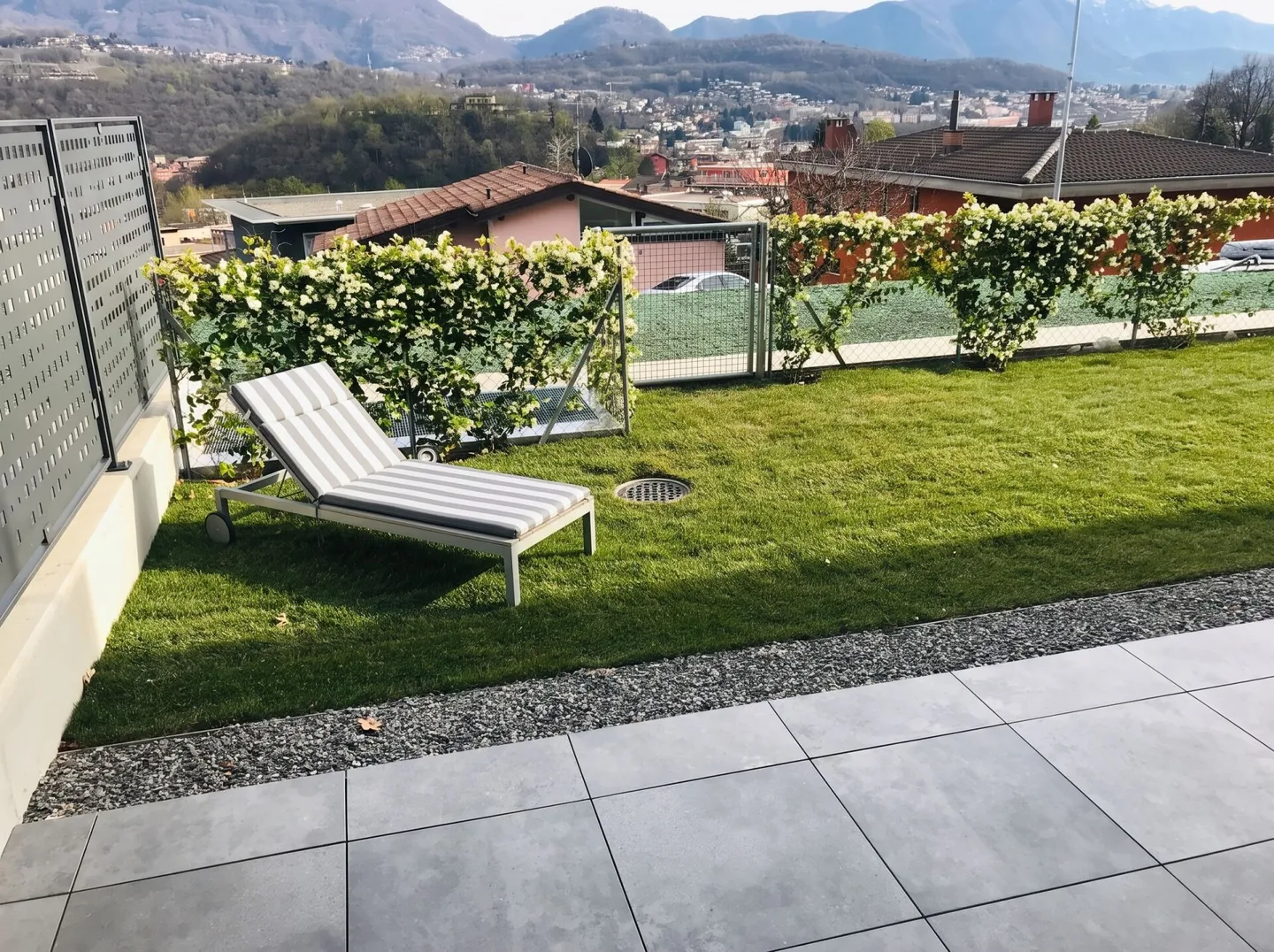 Geräumige Wohnung mit Garten - Foto 6 von 6