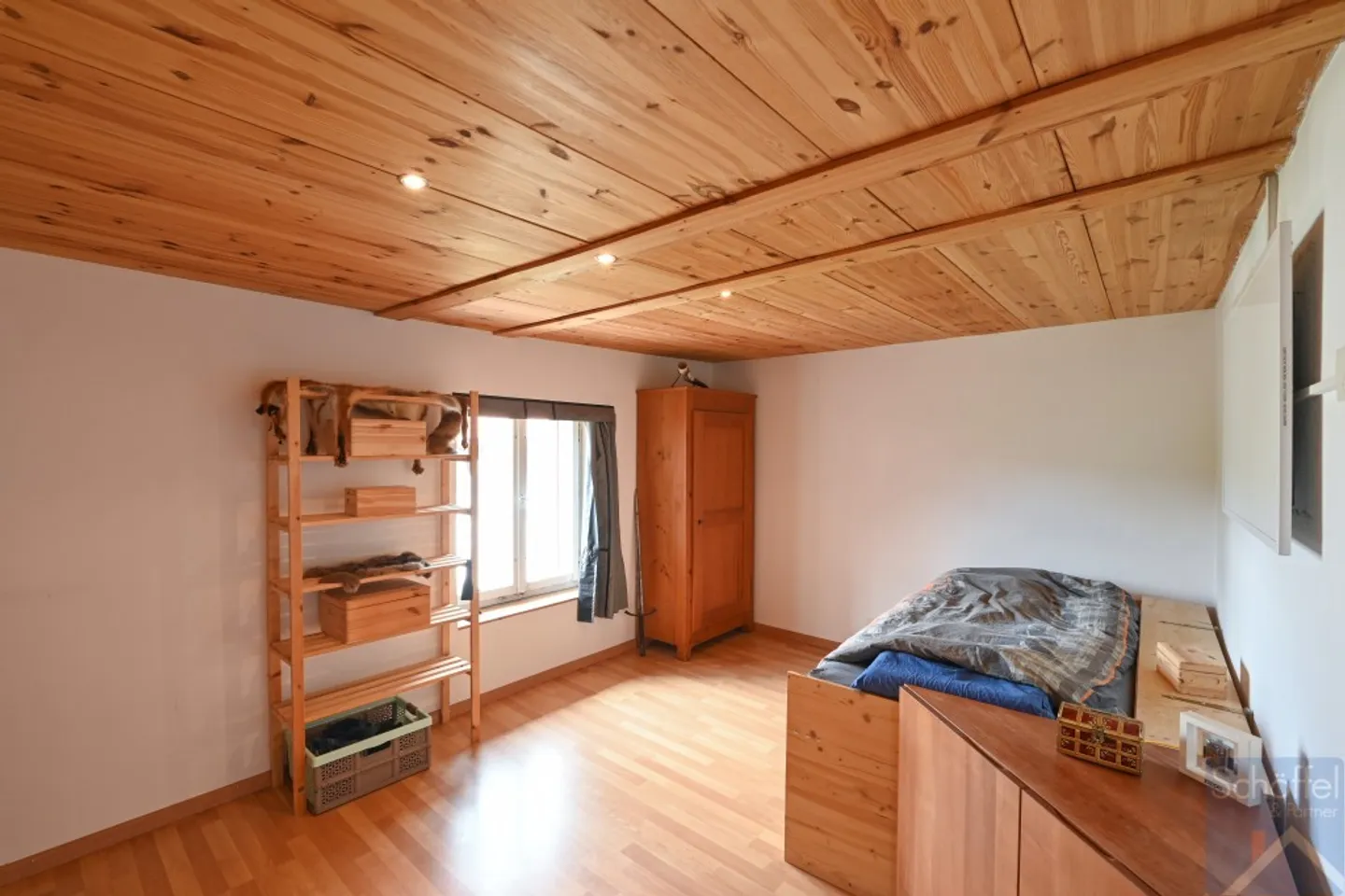 Casa angolare di 7 stanze - Foto 6 di 13
