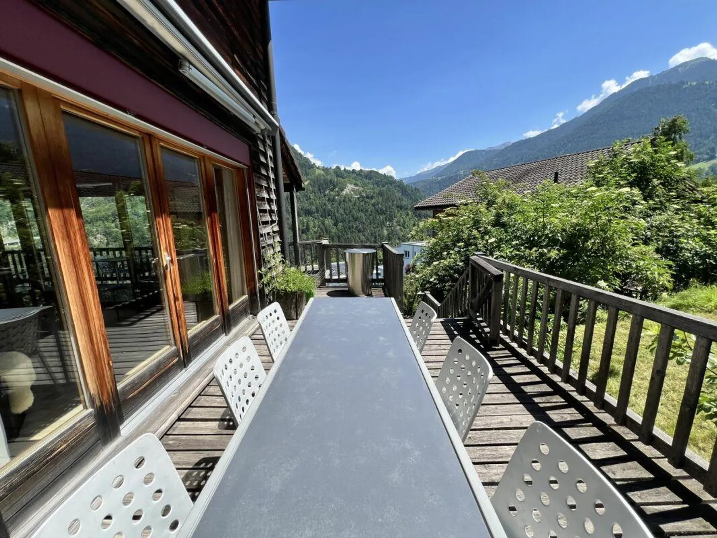 Single-family house with a view and charm - Living above the rooftops ... - Photo 3 of 12