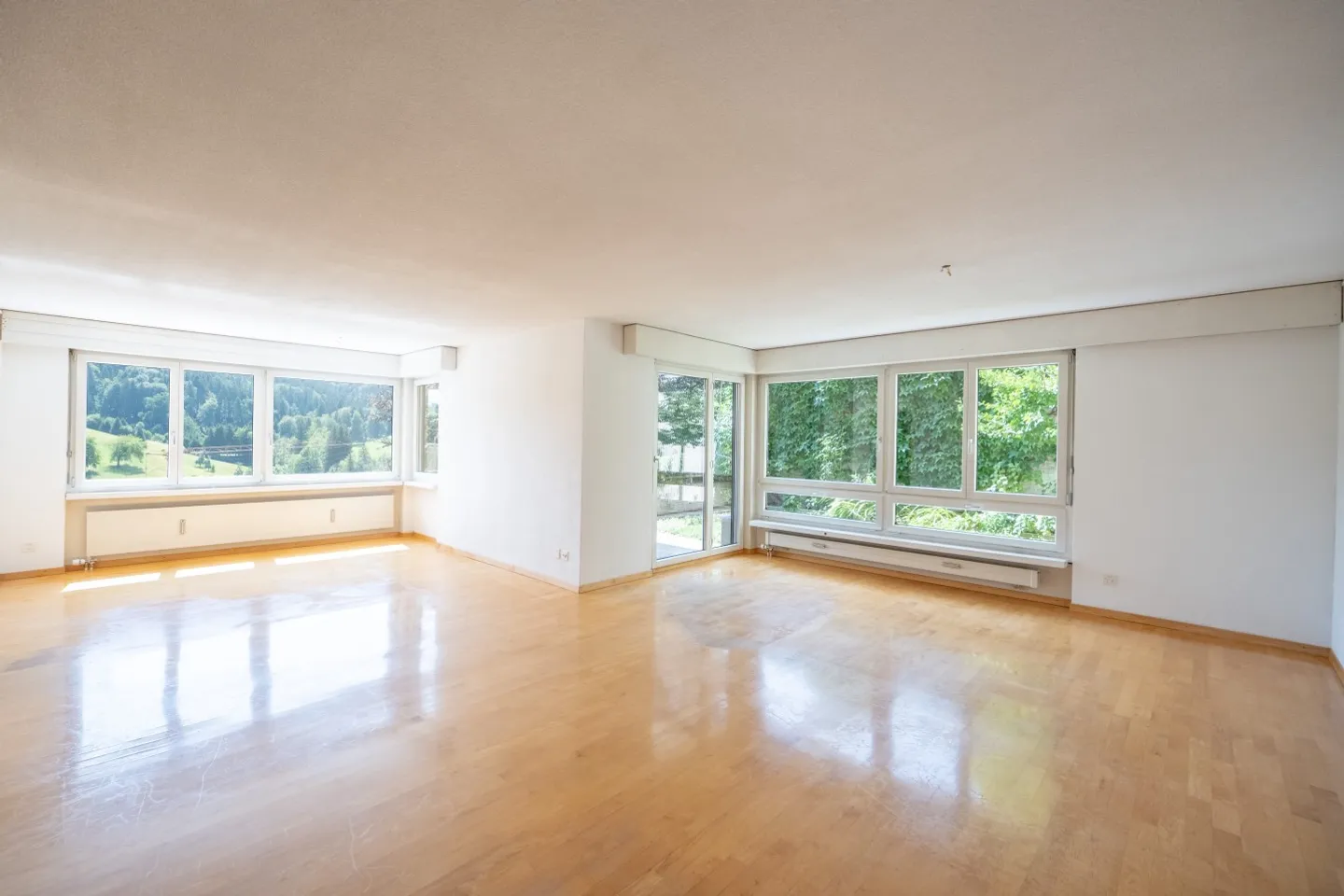 Ampio spazio abitativo, giardino privato, prezzo equo - Foto 4 di 11