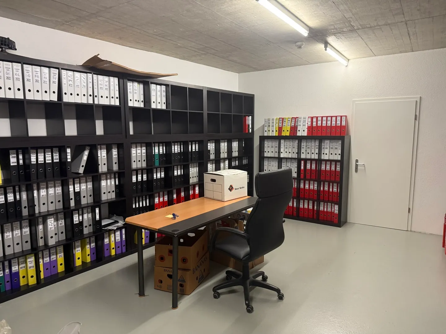 Delémont: Industrial and Administrative Building in Excellent Condition - Photo 3 of 6