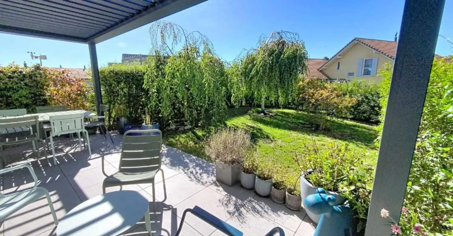 Beautiful recent villa in the heart of the charming village of Saint-Oyen - Photo 1 of 10