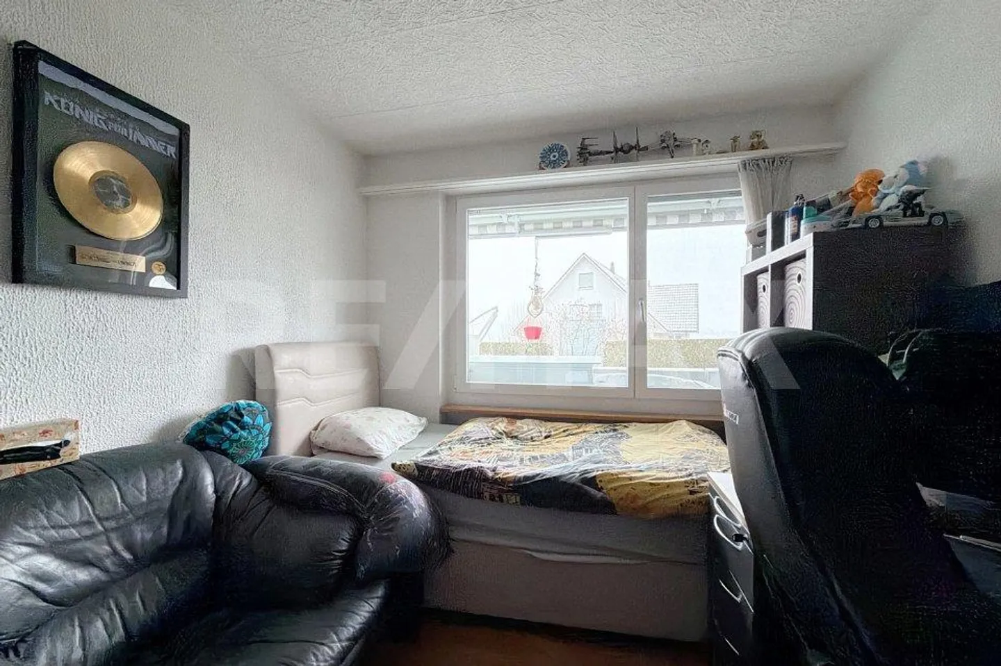 Appartement lumineux de 4,5 pièces avec balcon et coin salon - Photo 8 sur 13