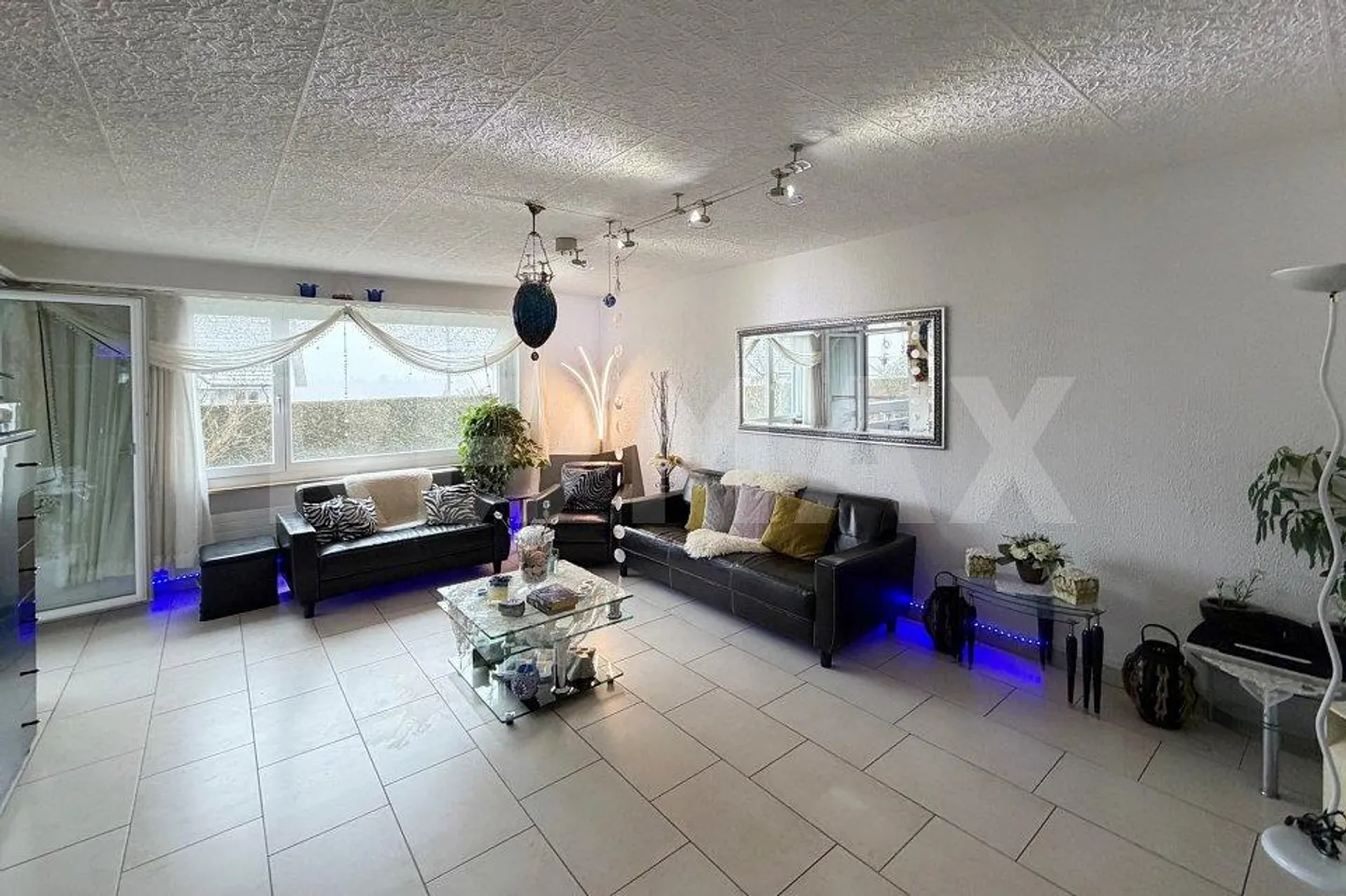Appartement lumineux de 4,5 pièces avec balcon et coin salon - Photo 9 sur 13