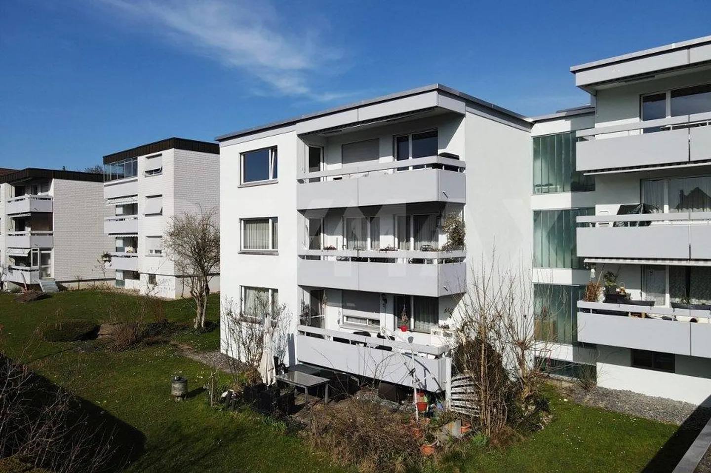 Appartement lumineux de 4,5 pièces avec balcon et coin salon - Photo 10 sur 13