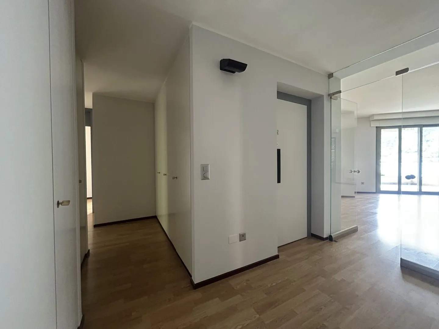 Beautiful 4.5-room apartment with spectacular lake view - Photo 5 of 7