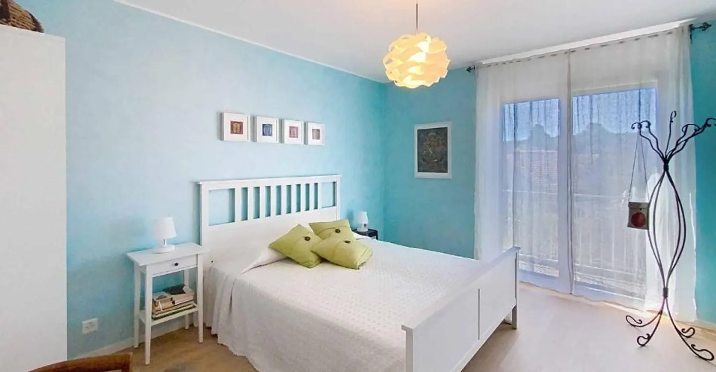 Beautiful recent villa in the heart of the charming village of Saint-Oyen - Photo 6 of 10