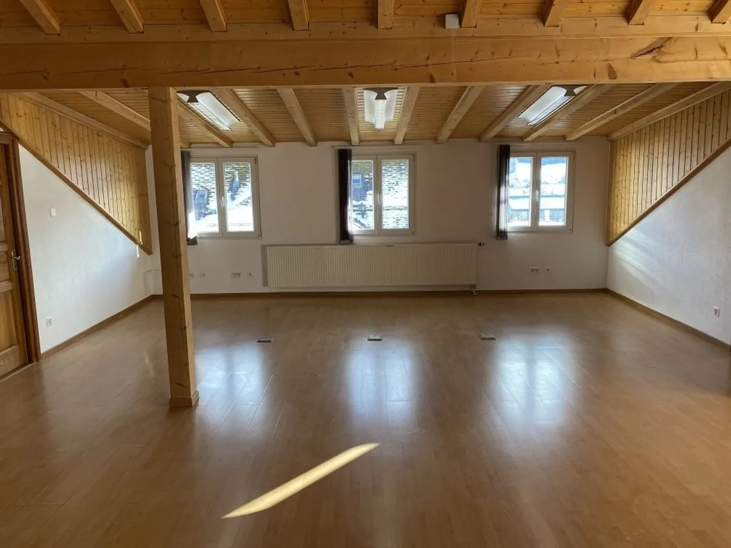 Wunderschöne 5,5-Zimmer-Wohnung zu vermieten! - Foto 3 von 22