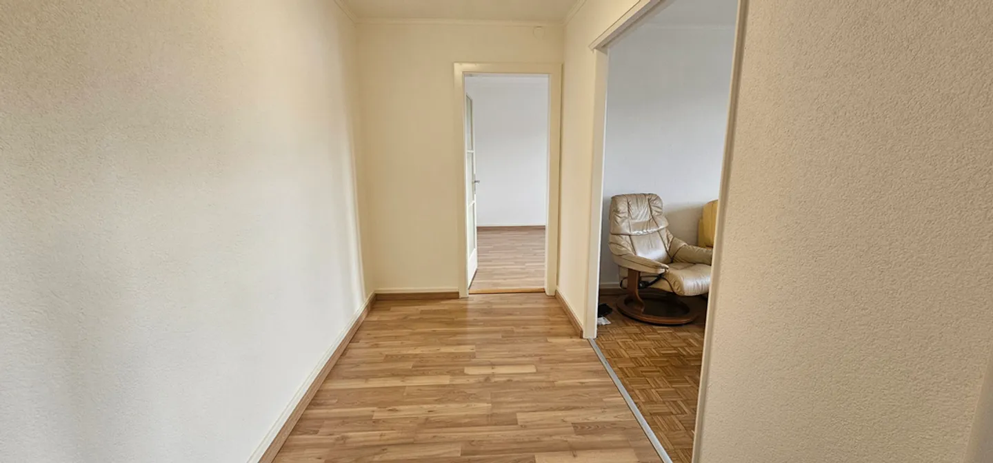 Appartamento 2.5 locali in affitto al 3° piano - Foto 3 di 7