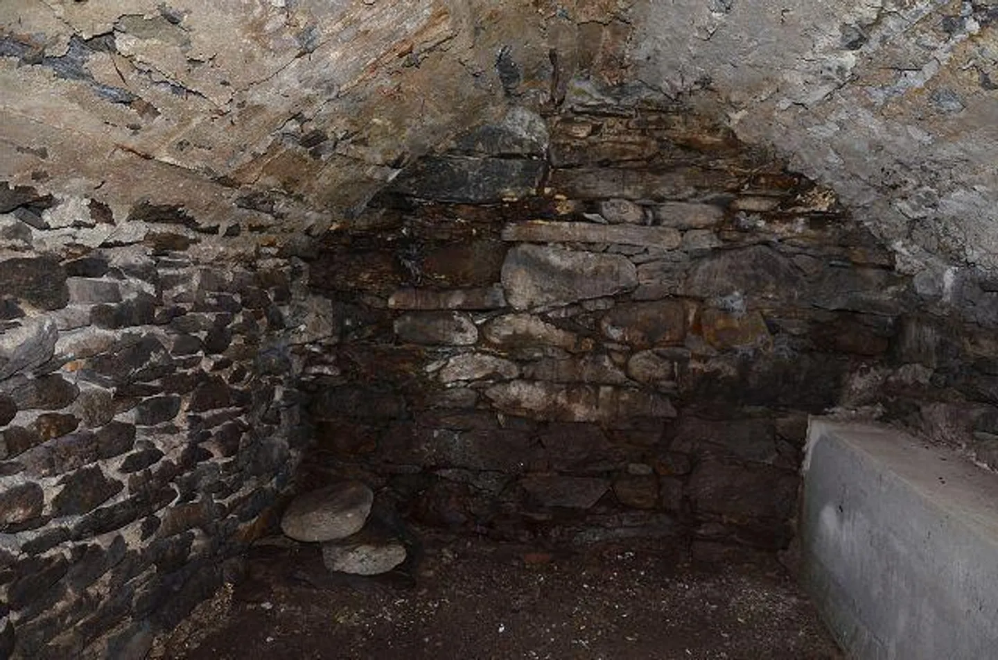 Maison dans le noyau de 5 pièces à rénover avec le rustique et le jardin... - Photo 18 sur 43