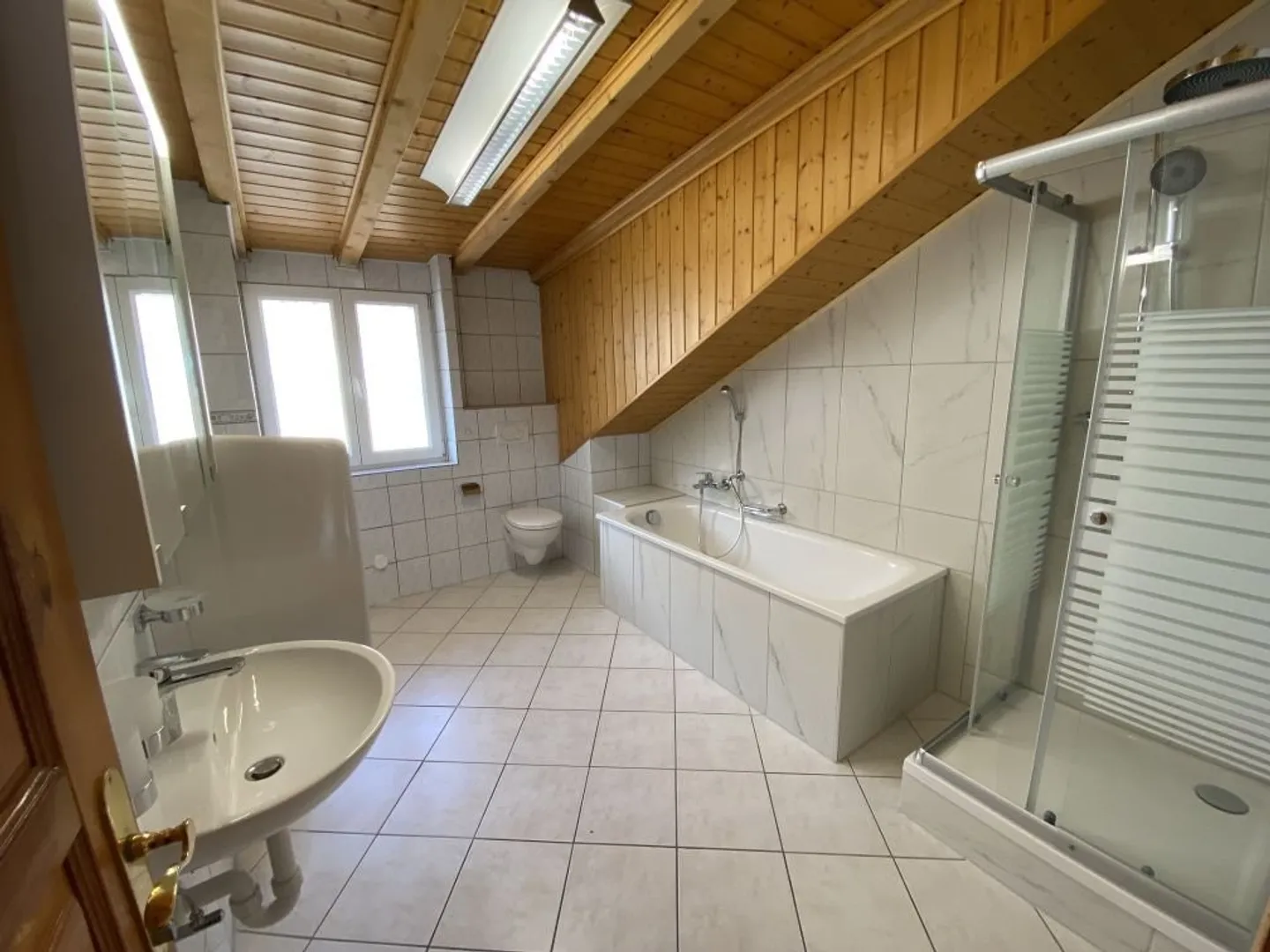 Wunderschöne 5,5-Zimmer-Wohnung zu vermieten! - Foto 14 von 22