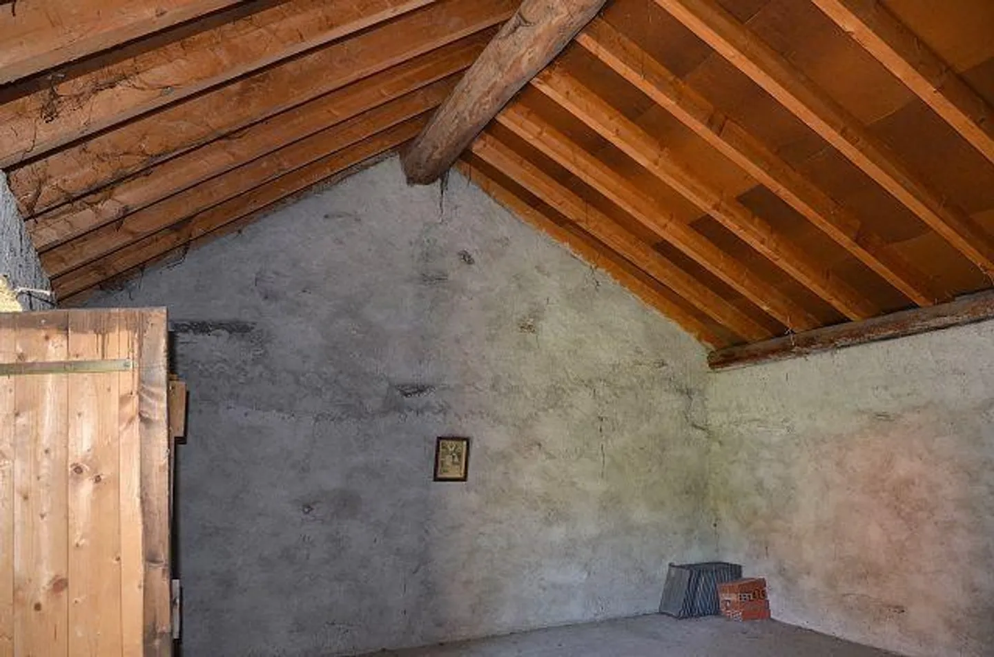 Maison dans le noyau de 5 pièces à rénover avec le rustique et le jardin... - Photo 19 sur 43