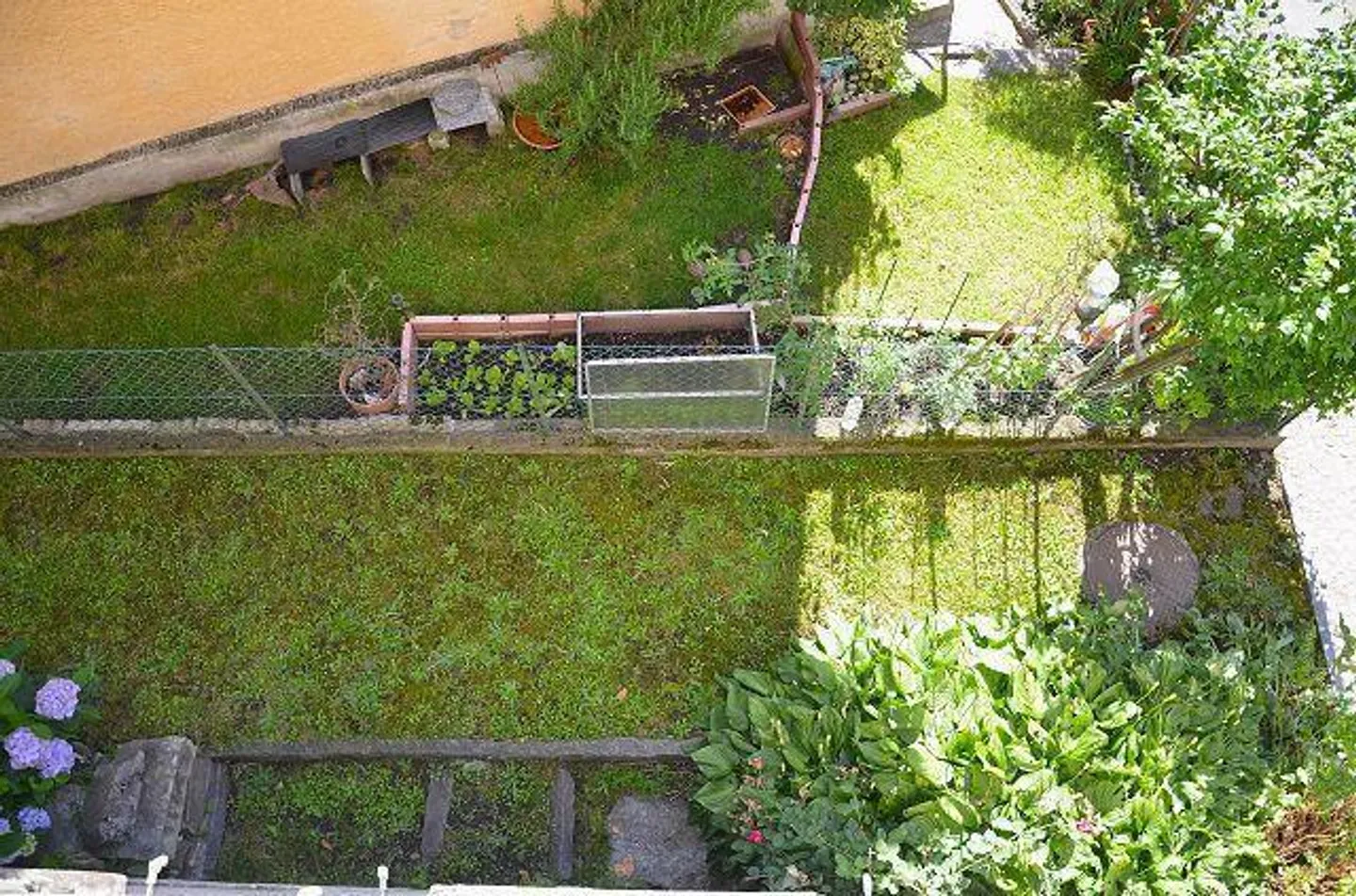 Maison dans le noyau de 5 pièces à rénover avec le rustique et le jardin... - Photo 27 sur 43