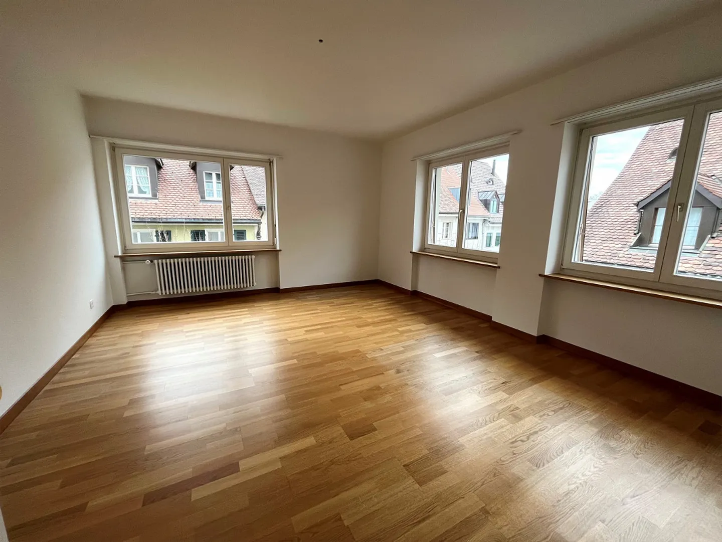 Completely renovated 3.5-room apartment in the heart of Laufen - Photo 4 of 6