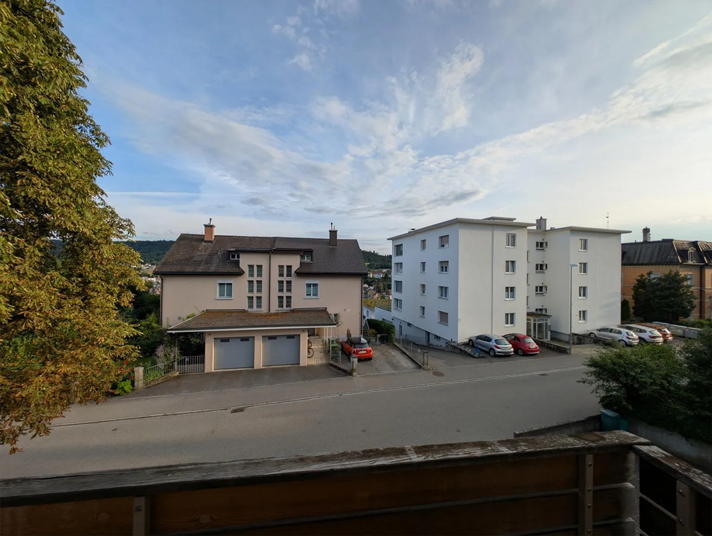 Appartamento ristrutturato soleggiato in una posizione ideale su Emmersberg - Foto 7 di 17