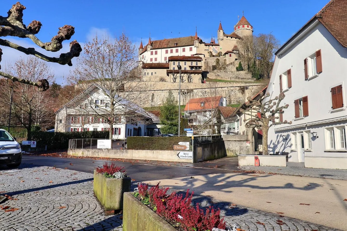 Wohngebäude - Foto 4 von 4