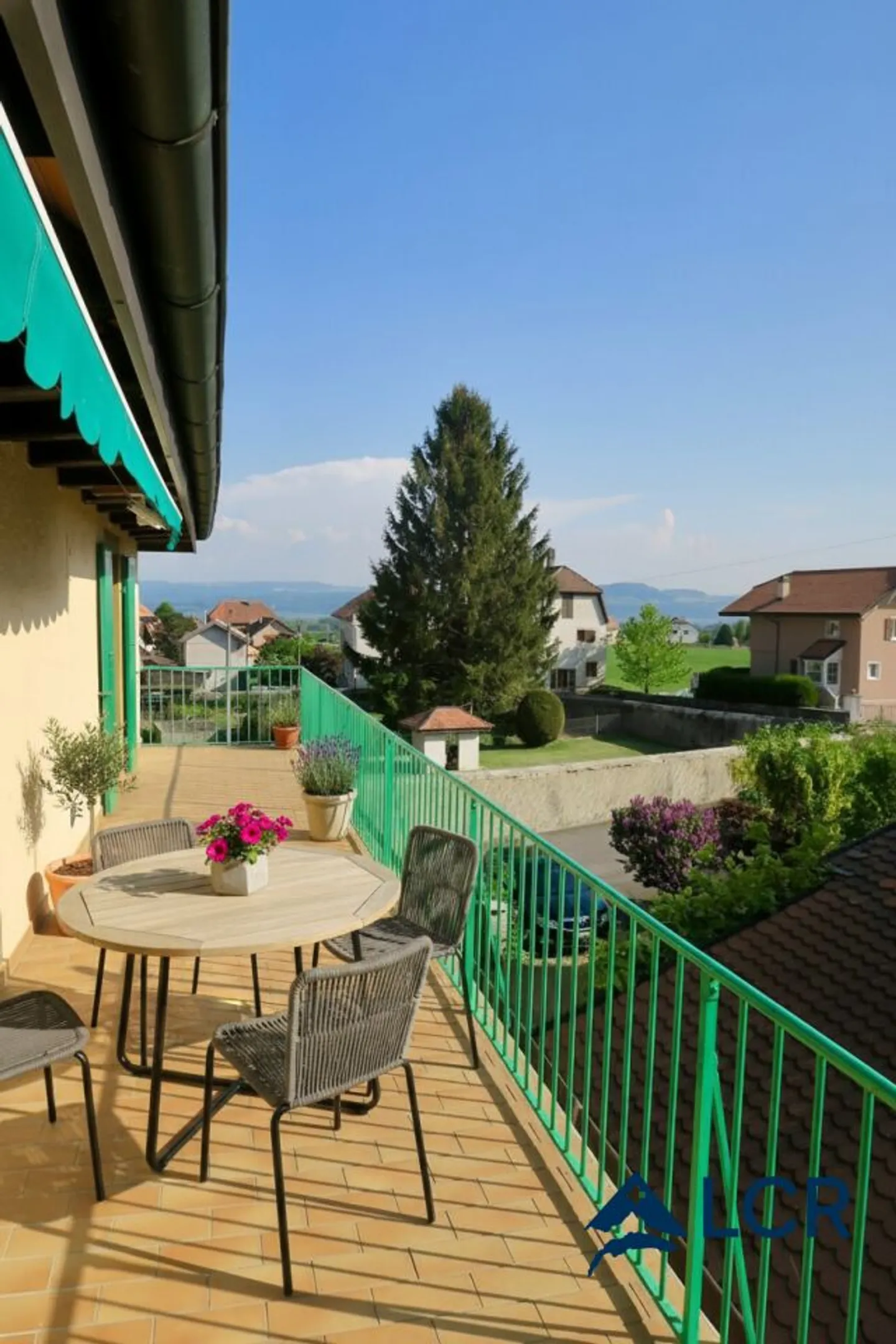 Charming 4.5-room duplex in the heart of Bonvillars - Photo 1 of 6