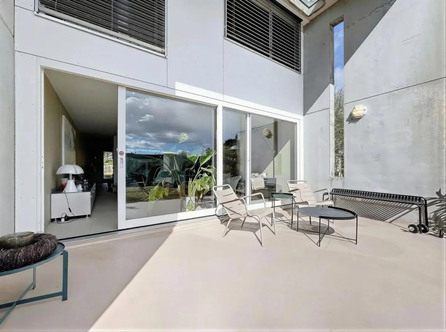 6-room House - Photo 2 of 13