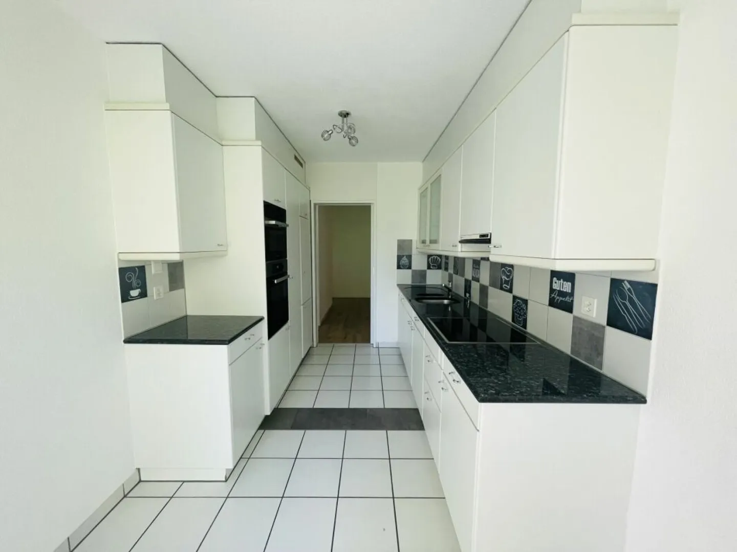 Appartamento al piano terra di 5,5 stanze nel Bellevuepark - Foto 1 di 7