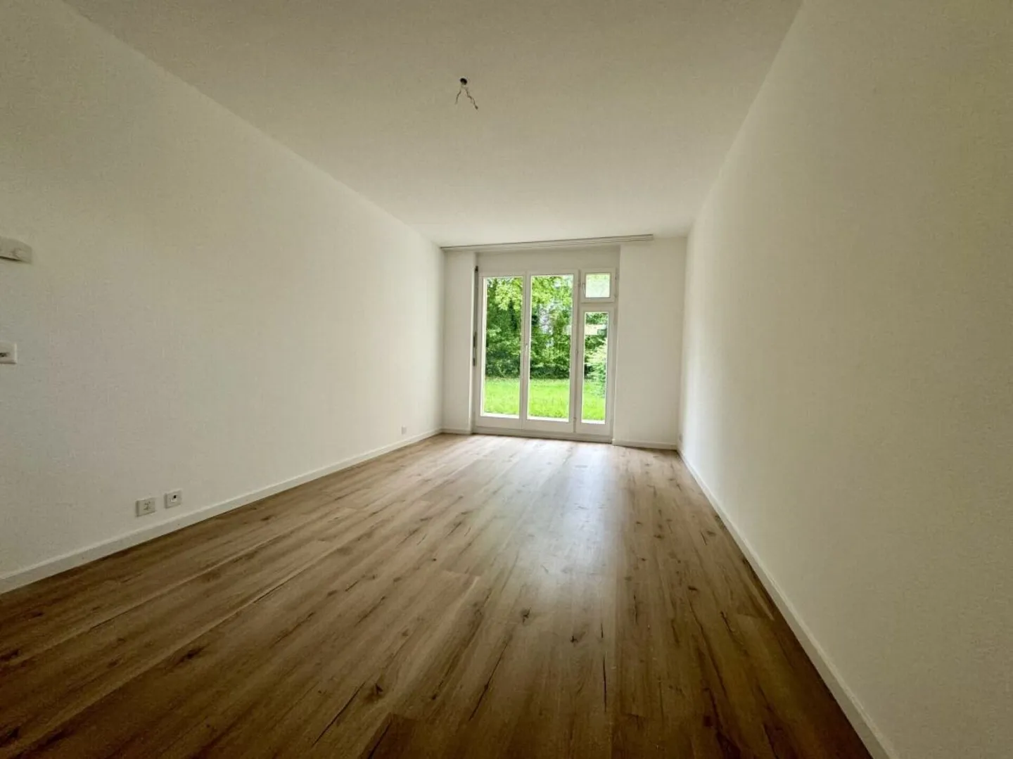 Appartamento al piano terra di 5,5 stanze nel Bellevuepark - Foto 3 di 7