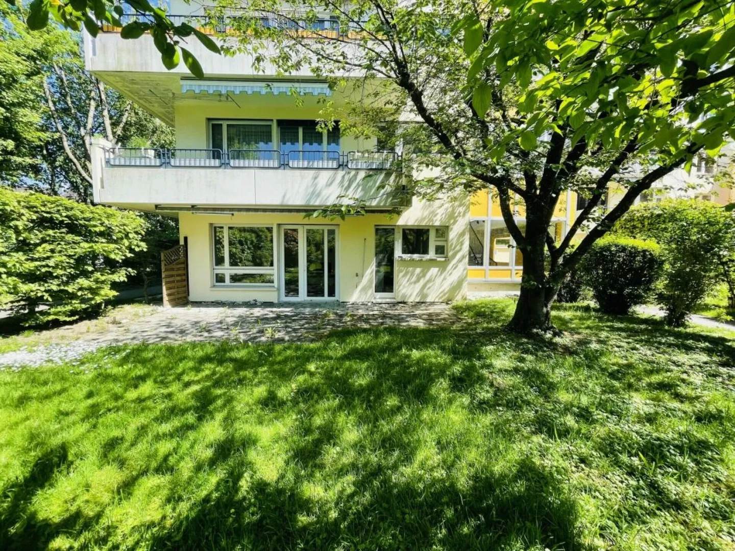 Appartamento al piano terra di 5,5 stanze nel Bellevuepark - Foto 4 di 7