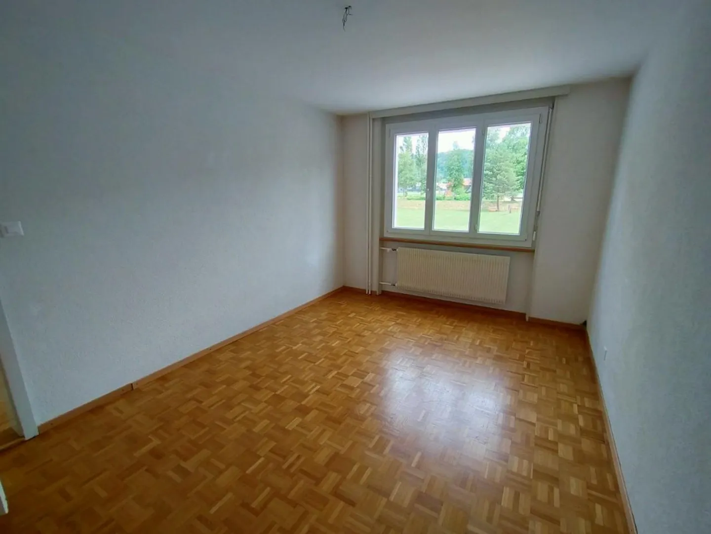 Wohnung in einer ruhigen und grünen Umgebung - Foto 2 von 7
