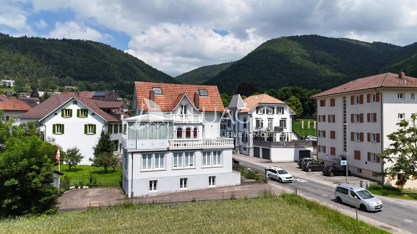 VIVERE SU DUE PIANI IN UNA VILLA - Foto 4 di 14