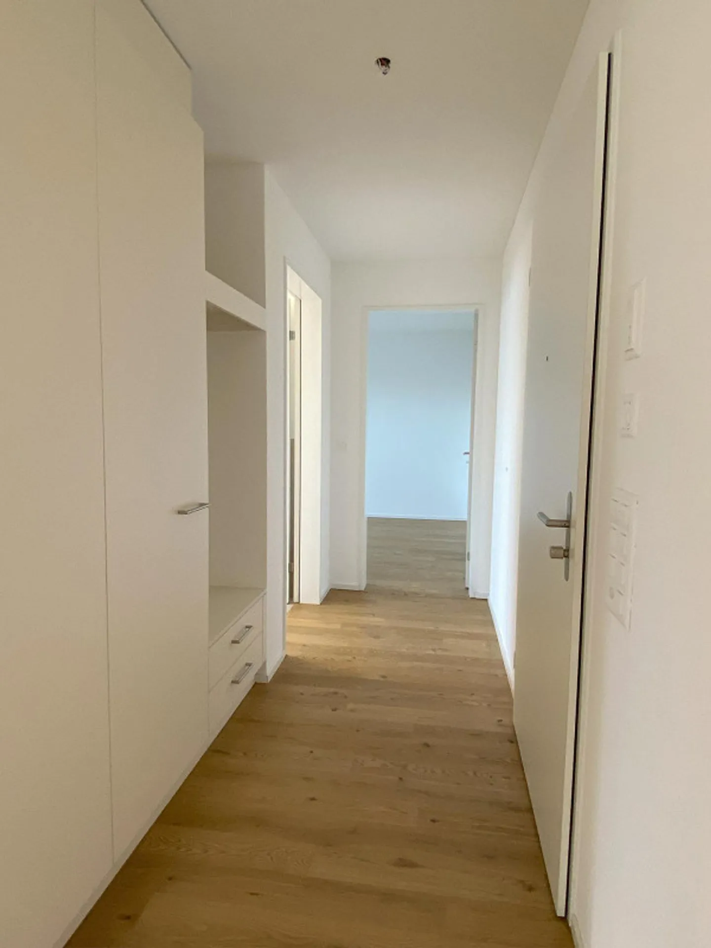 Evening Sun with Large Seating Area - Photo 5 of 6