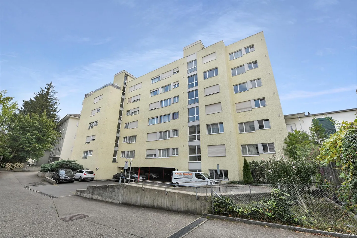 Zentraler Garagenplatz in Dietikon - Foto 1 von 1