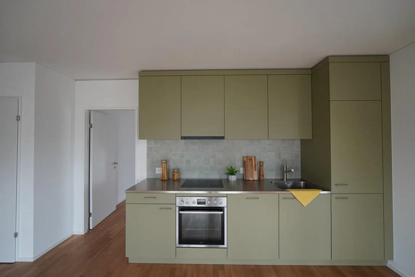 Modernes Apartment in Muttenz - Foto 2 von 8