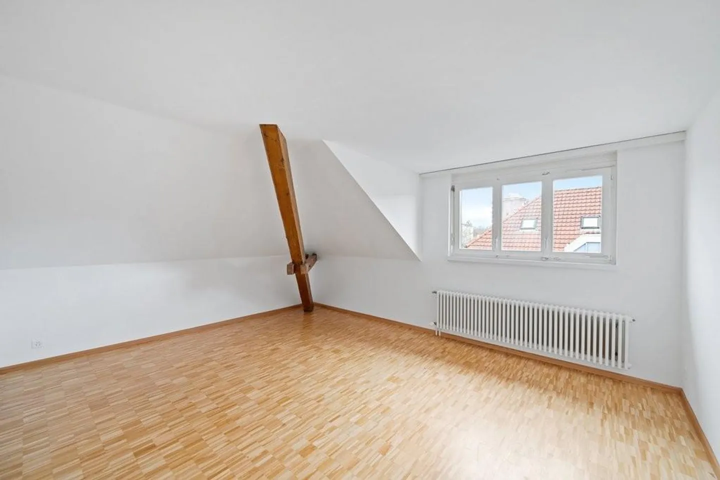 Charming Apartment in Reinach - Photo 9 of 11