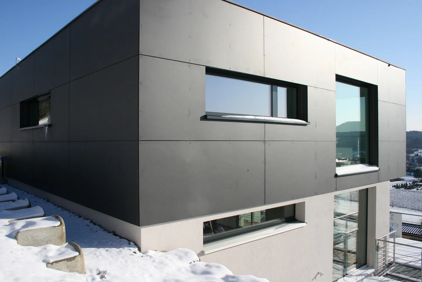 6.5 Room Single-Family House with a View in Thayngen - Photo 2 of 13