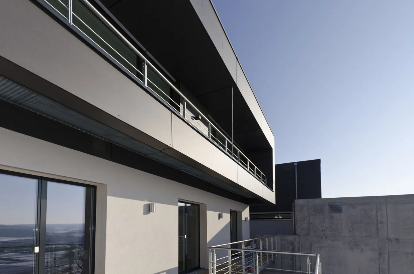 6.5 Room Single-Family House with a View in Thayngen - Photo 3 of 13