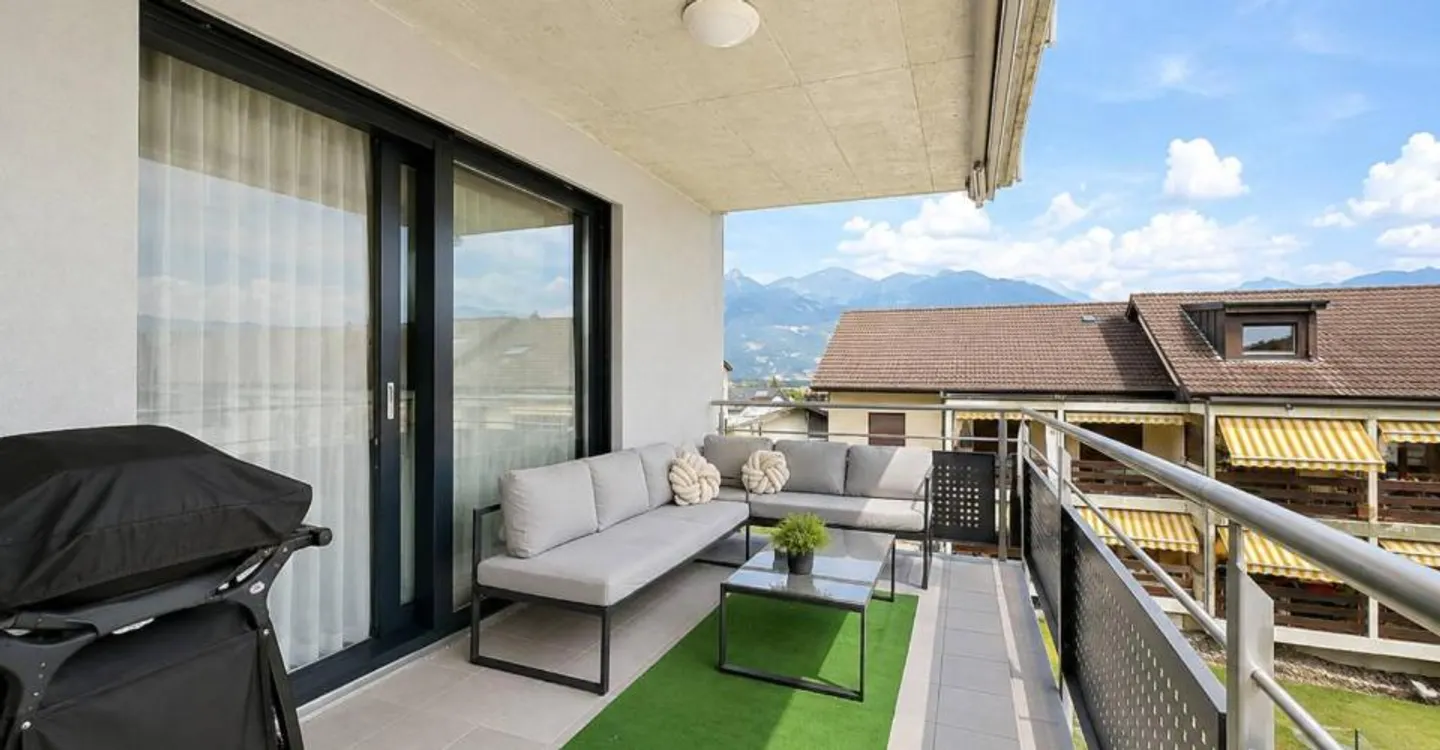 Spacious 4.5-room apartment with mountain views - Photo 5 of 13