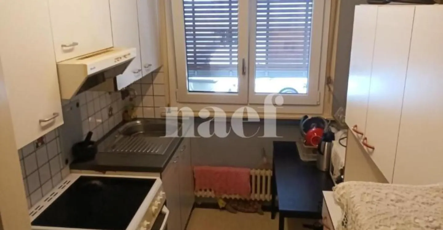 Renovated - 3-room apartment with balcony on the second floor - Photo 2 of 4
