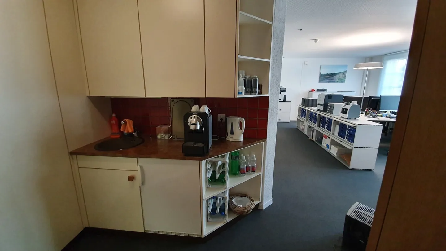 Gewerbe mieten - Foto 8 von 9