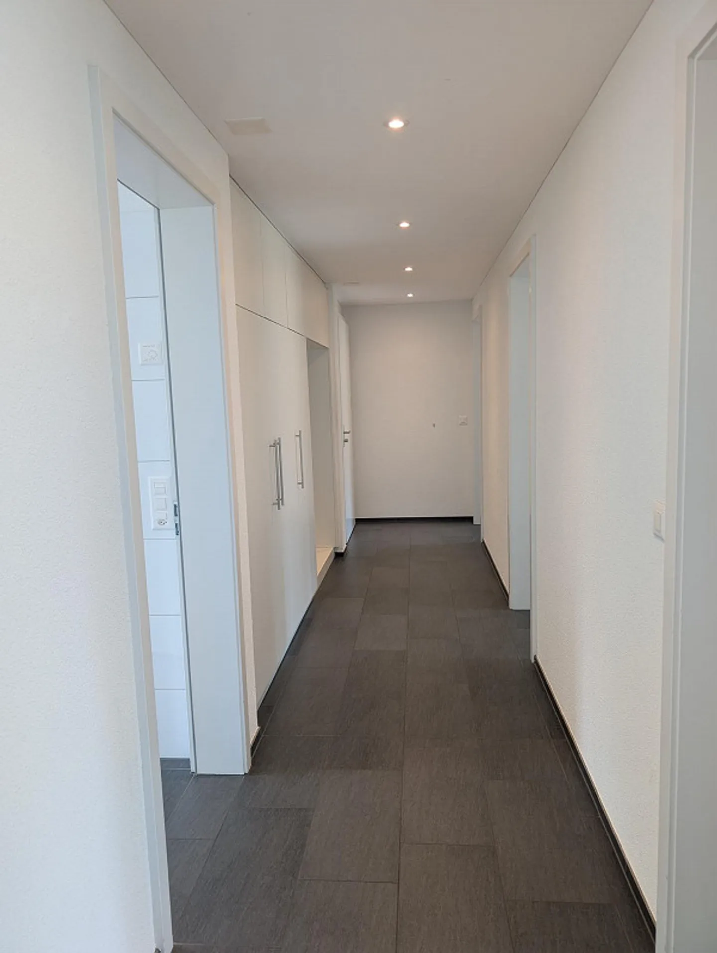 Modernes Erdgeschoss-Apartment - Foto 3 von 11