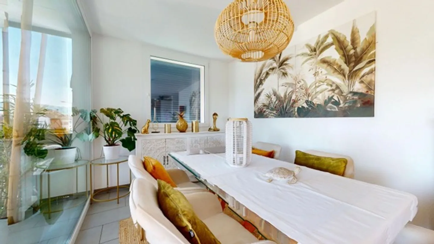 3 ½ von 80m2 mit Terrasse und Parkplatz! - Foto 3 von 7