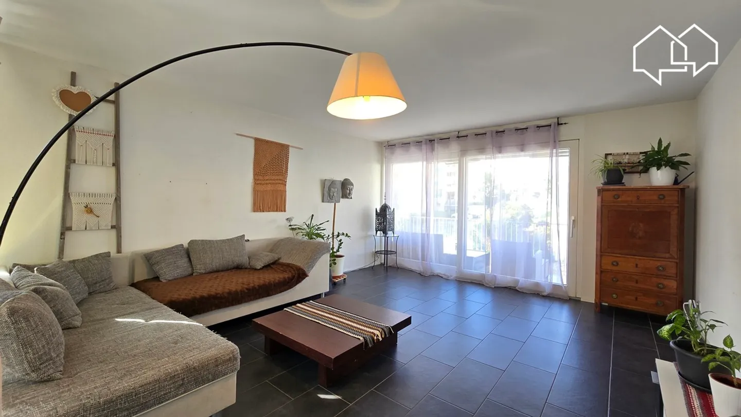 Appartement de 4.5pces avec balcon de 40m² - Photo 4 sur 11