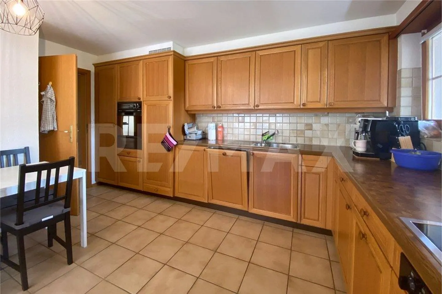 Successfully rented apartments in rural and central residential locations - Photo 9 of 13