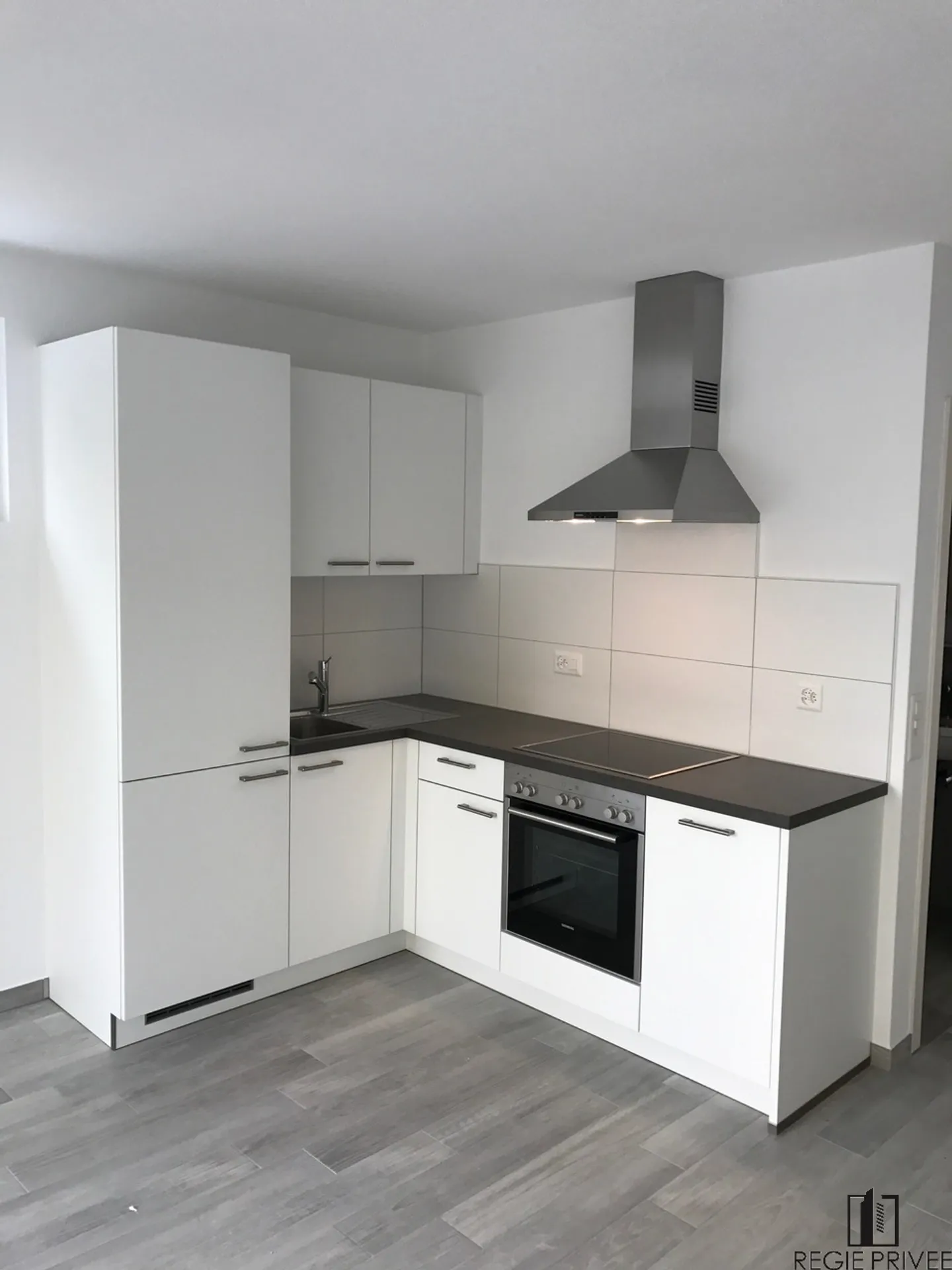 2.5-room apartment with terrace - Photo 2 of 5