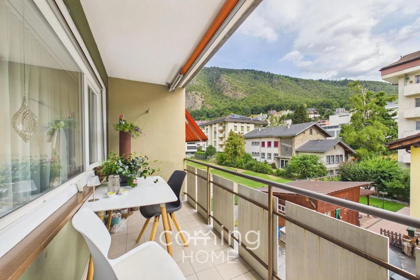 Well-maintained 3.5-room apartment with mountain view in Visp - Photo 8 of 11