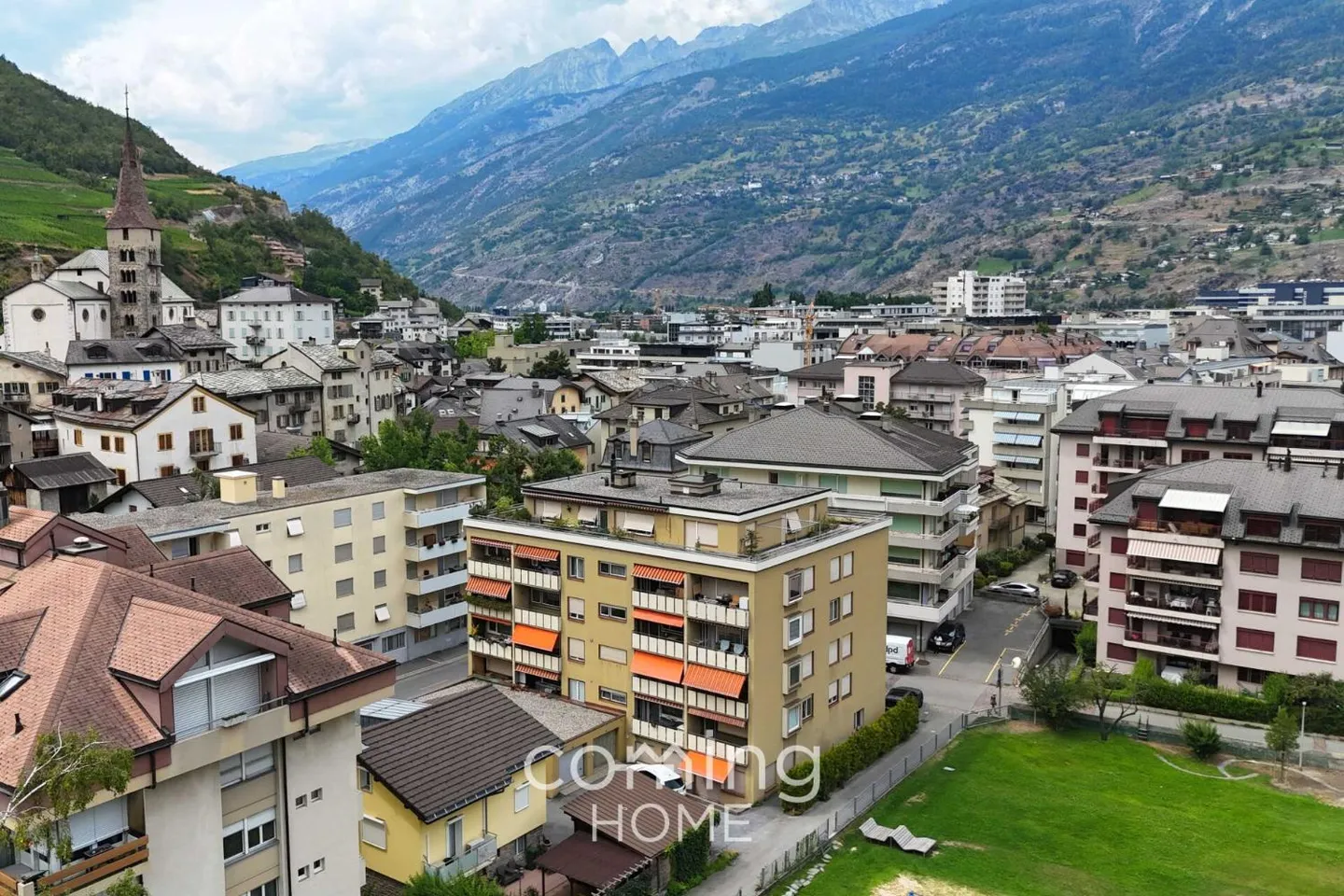 Well-maintained 3.5-room apartment with mountain view in Visp - Photo 10 of 11