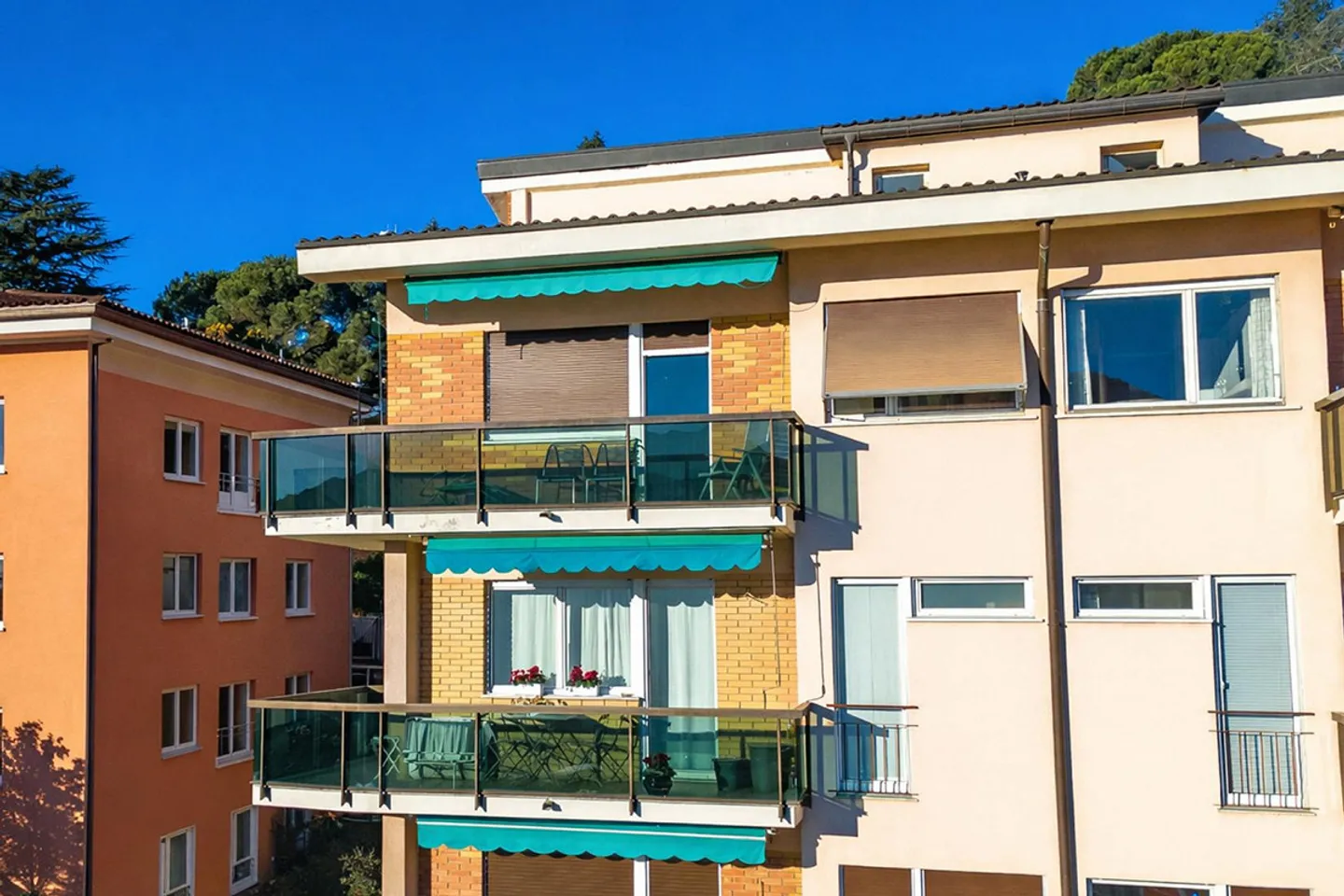 3.5 locali con splendida vista panoramica sul lago di Lugano - Foto 14 di 20