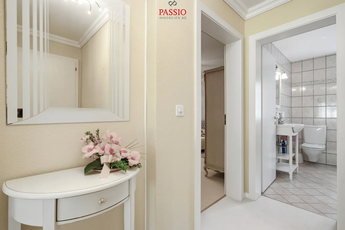 Furnished 3.5-room apartment with mountain view - Photo 10 of 19