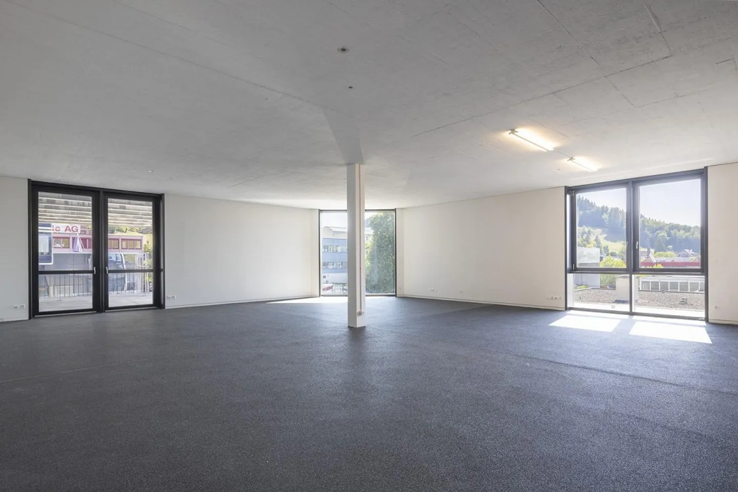 Ausgebaute und bezugsbereite Büro- und Gewerbeflächen - Foto 4 di 9