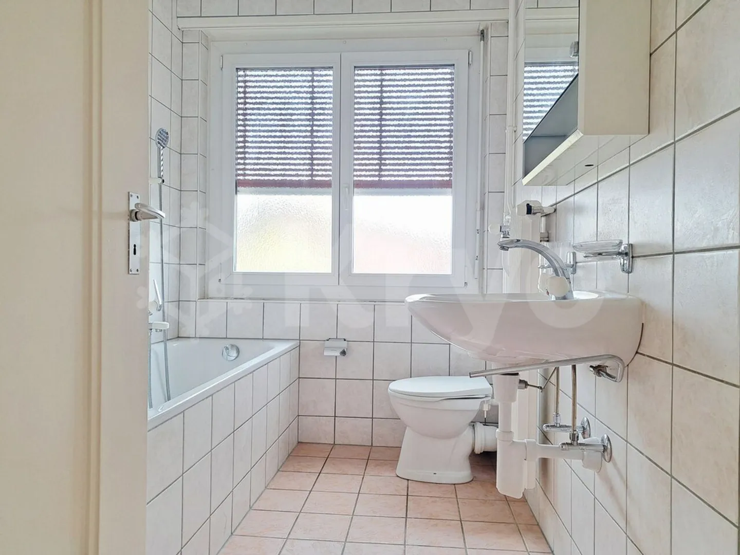 SAVOIE 7, 2.5-room apartment in the city center - Photo 8 of 10
