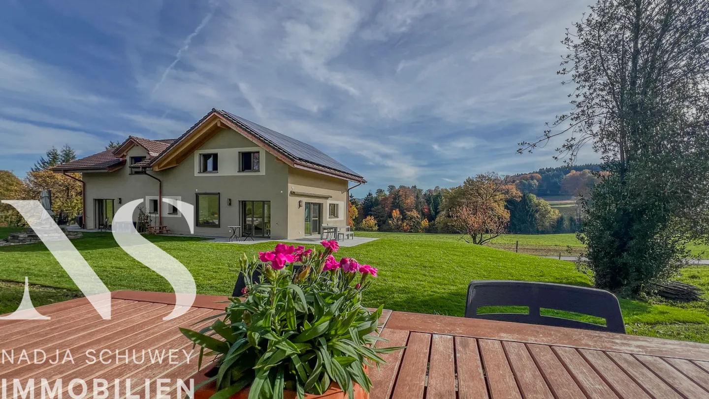 4-room new apartment in a two-family house - with garden - Photo 1 of 16